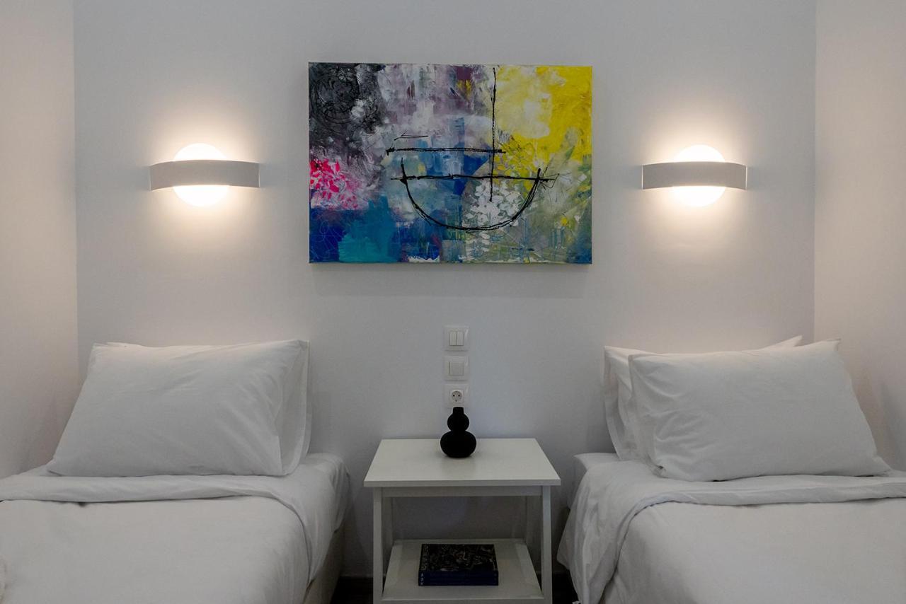 Central Suites Aegina 2 Exteriör bild