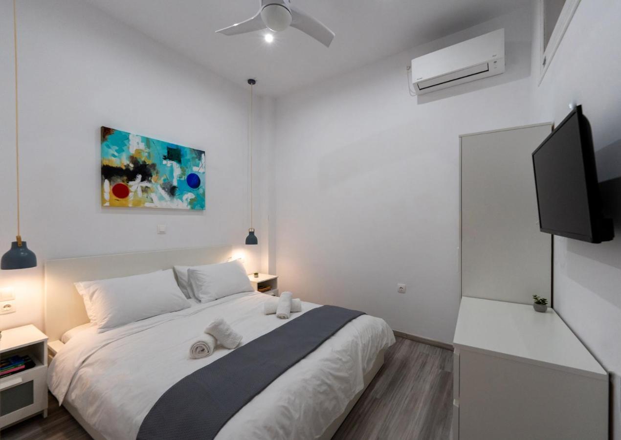 Central Suites Aegina 2 Exteriör bild