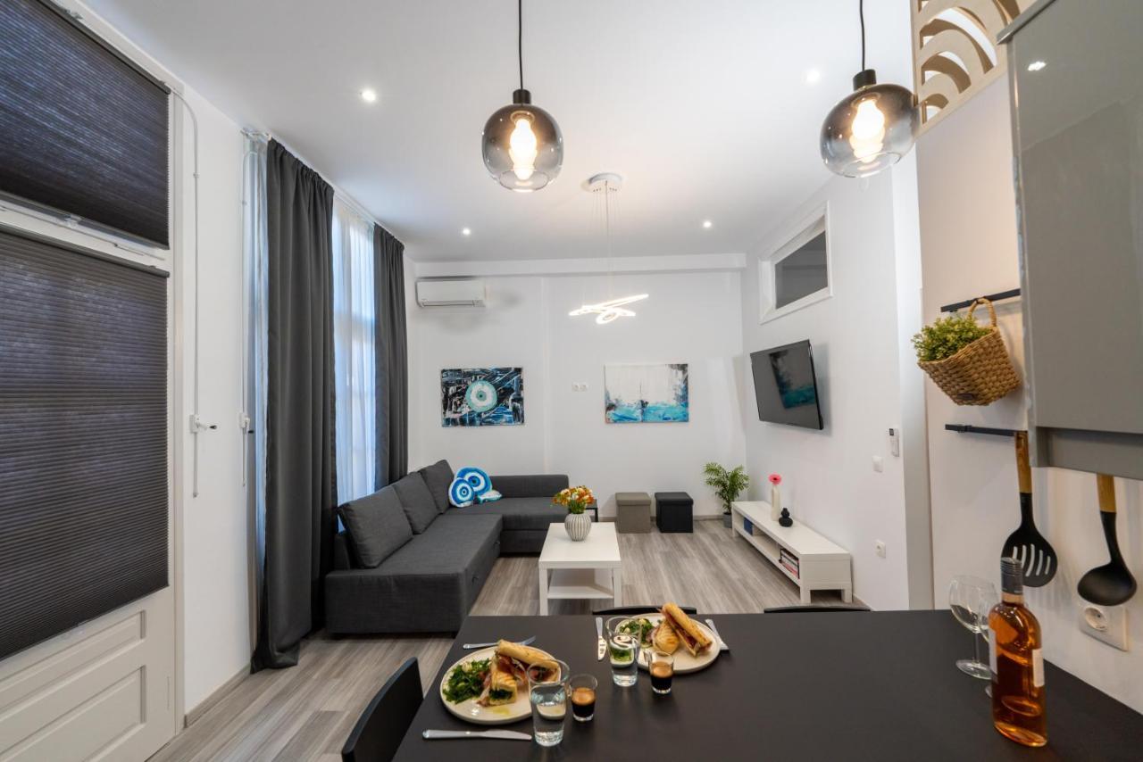 Central Suites Aegina 2 Exteriör bild